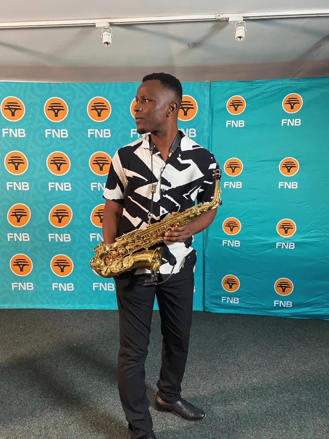 Fabrice Kntumba — Professional Saxophonist